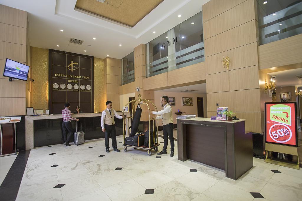 Esperado Lakeview Hotel Yangon Exterior foto